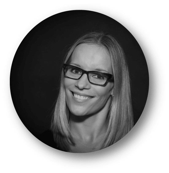 CourtneyZentz_Headshot_BW