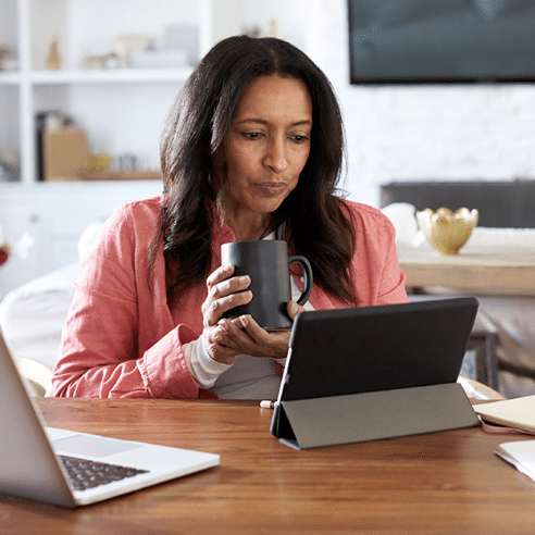 Working from kitchen table remote work